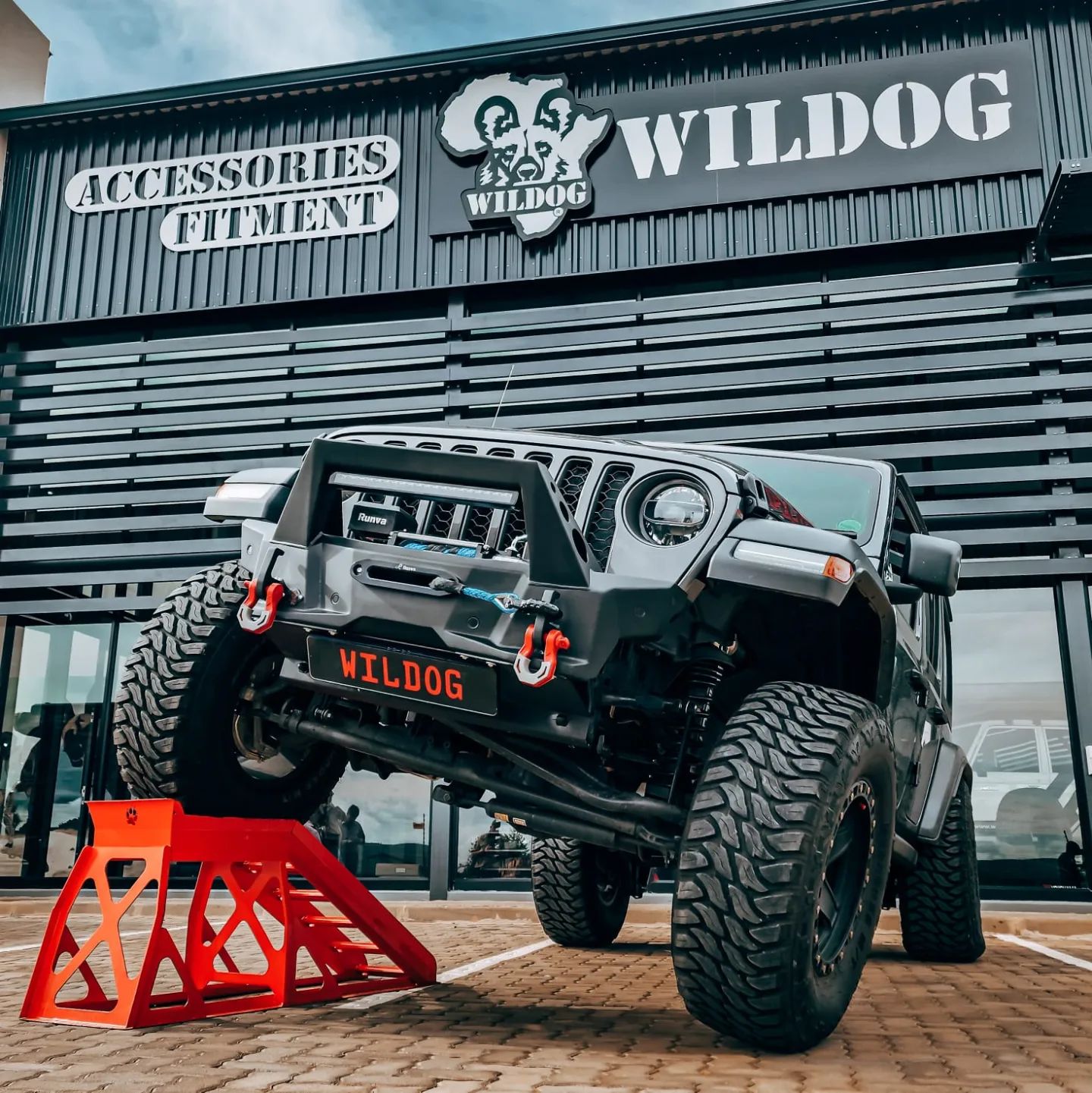 Jeep Wildog Stubby Replacement Front Bumper Secondary image