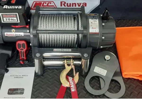 RUNVA WINCH - Steel Cable 20000lbs (9 072Kg) 24V Main image