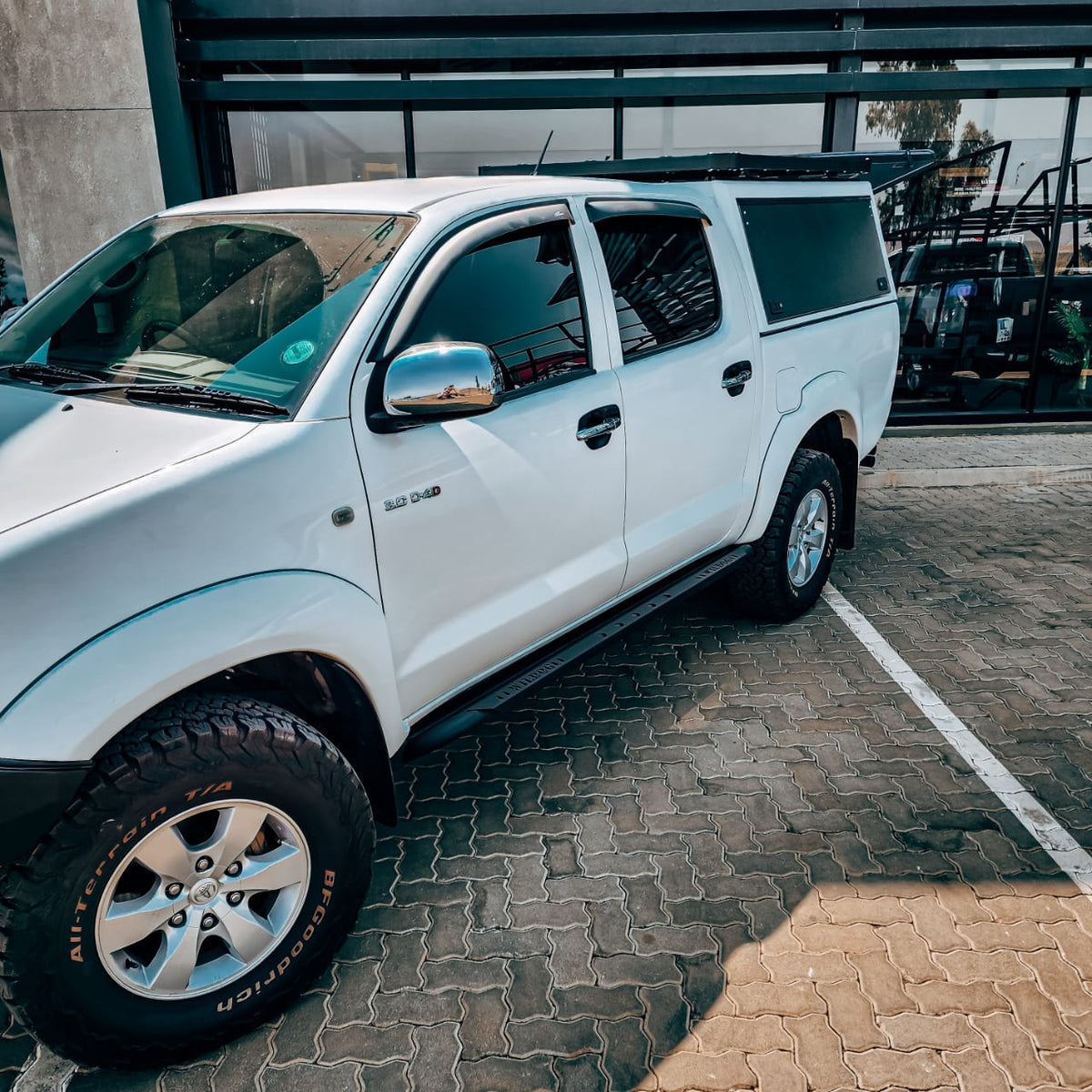 Toyota Hilux Vigo 2005-2010 Rock Sliders Main image